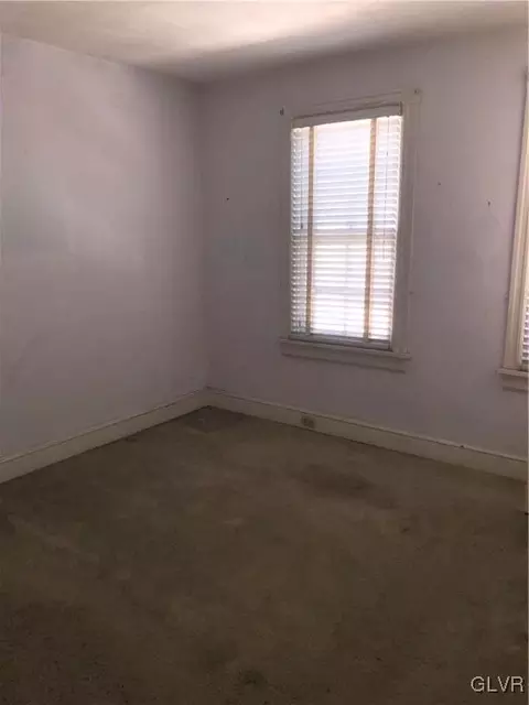 323 W Raspberry St, Bethlehem, PA 18018 photo 11