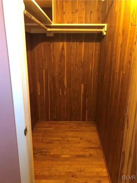 323 W Raspberry St, Bethlehem, PA 18018 photo 8