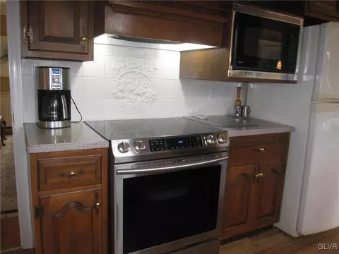 445 E Macada Rd, Bethlehem, PA 18017 photo 10