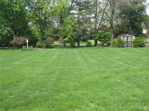 445 E Macada Rd, Bethlehem, PA 18017 photo 37