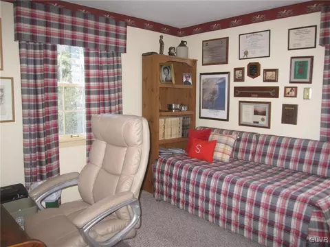 445 E Macada Rd, Bethlehem, PA 18017 photo 28