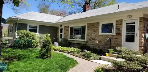 954 Eby Ln, Bath, PA 18014 photo 3