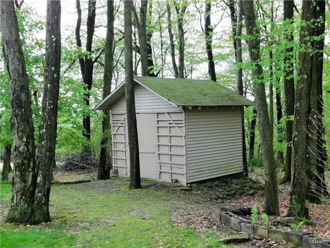 876 Copella Rd, Bath, PA 18014 photo 33