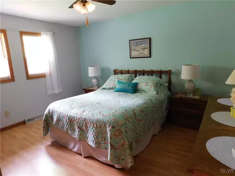 876 Copella Rd, Bath, PA 18014 photo 18
