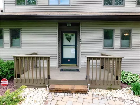 876 Copella Rd, Bath, PA 18014 photo 3
