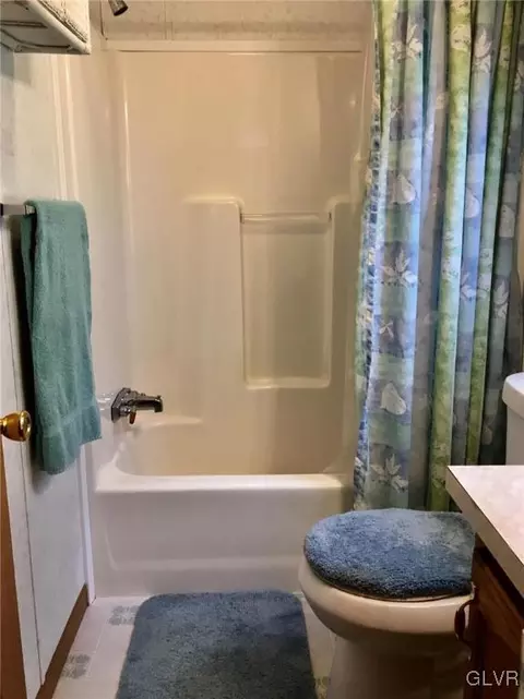 4 Fieldcrest Ct, Moore Twp, PA 18014 photo 34