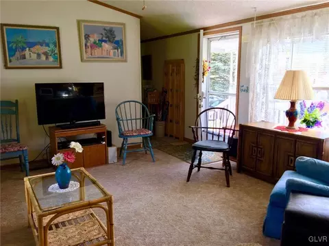 4 Fieldcrest Ct, Moore Twp, PA 18014 photo 9