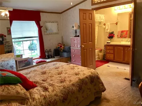 4 Fieldcrest Ct, Moore Twp, PA 18014 photo 35