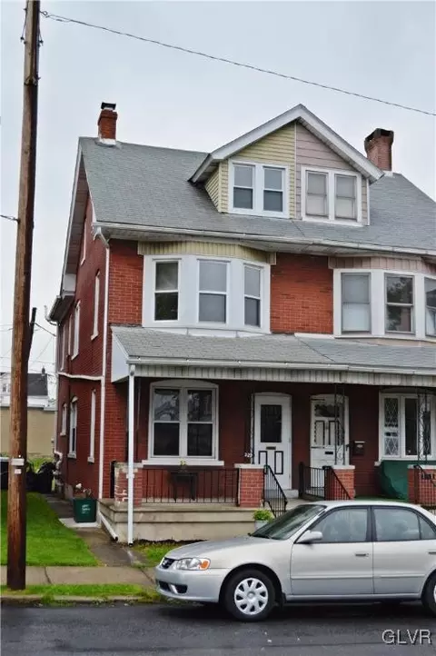 329 E Union Blvd, Bethlehem, PA 18018 photo 2