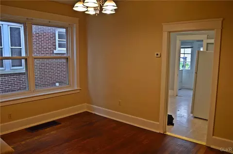 329 E Union Blvd, Bethlehem, PA 18018 photo 5