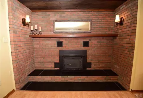 222 Mountain Rd, Bushkill Twp, PA 18091 photo 14