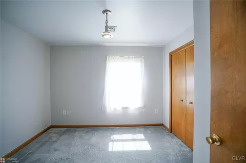 72 Carriage Cir, Oley, PA 19547 photo 16