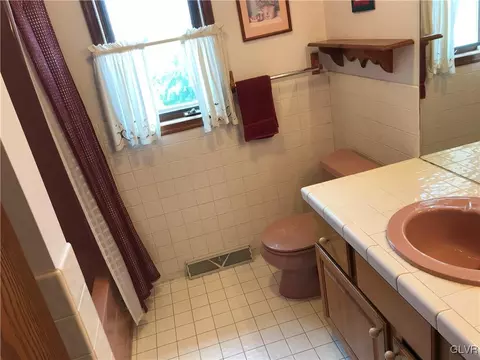 2106 Daniel St, Coplay, PA 18037 photo 21
