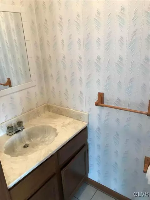 2106 Daniel St, Coplay, PA 18037 photo 33
