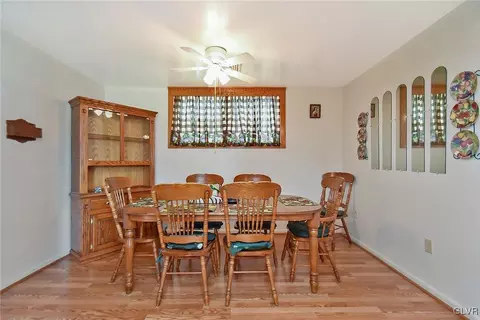 1237 E 4th St, Bethlehem, PA 18015 photo 9