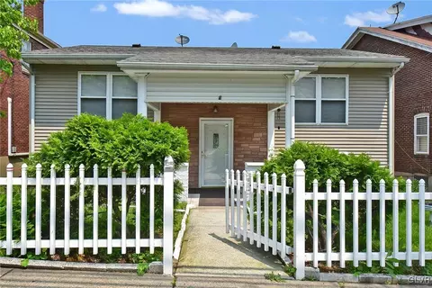 1237 E 4th St, Bethlehem, PA 18015 photo 1