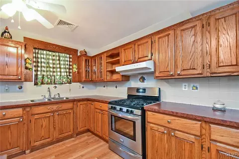 1237 E 4th St, Bethlehem, PA 18015 photo 8