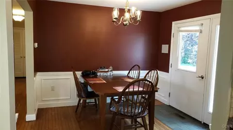 171 Thomas Pl, Sinking Spring, PA 19608 photo 9