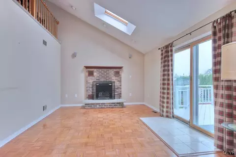 204 Memorial Dr, Bath, PA 18014 photo 10