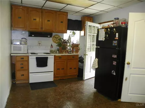 625 5th, Bethlehem City, PA 18015 photo 3