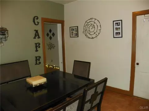 625 5th, Bethlehem City, PA 18015 photo 5