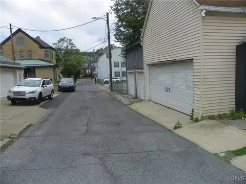 625 5th, Bethlehem City, PA 18015 photo 23