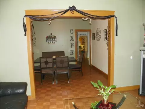 625 5th, Bethlehem City, PA 18015 photo 7