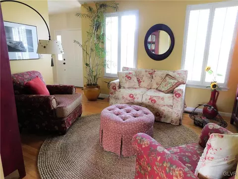 2829 Hillcrest Dr, Coplay, PA 18037 photo 16