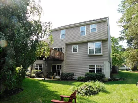 2829 Hillcrest Dr, Coplay, PA 18037 photo 40