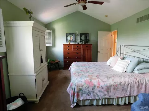 2829 Hillcrest Dr, Coplay, PA 18037 photo 21
