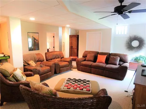 2829 Hillcrest Dr, Coplay, PA 18037 photo 31