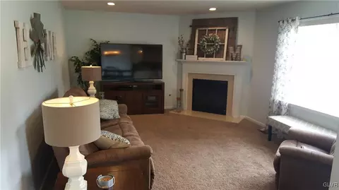 7196 Stack Rd, Macungie, PA 18062 photo 11