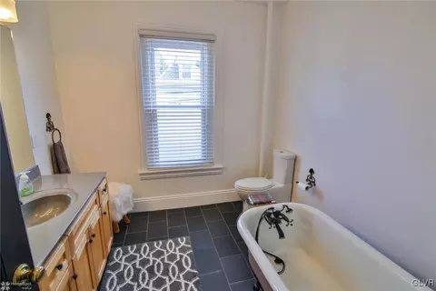134 E Garrison St, Bethlehem, PA 18018 photo 24
