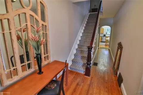 134 E Garrison St, Bethlehem, PA 18018 photo 5