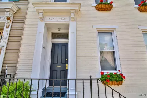 134 E Garrison St, Bethlehem, PA 18018 photo 3