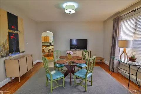 134 E Garrison St, Bethlehem, PA 18018 photo 8