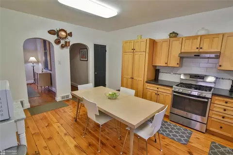 134 E Garrison St, Bethlehem, PA 18018 photo 14