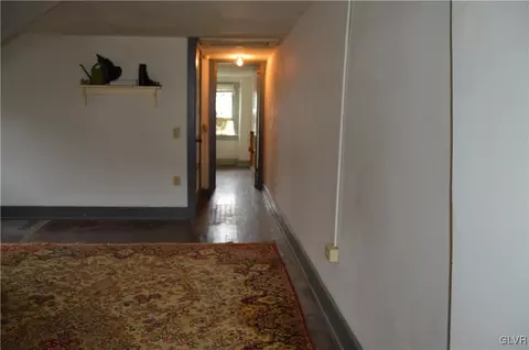 1034 Seneca St, Fountain Hill, PA 18015 photo 17