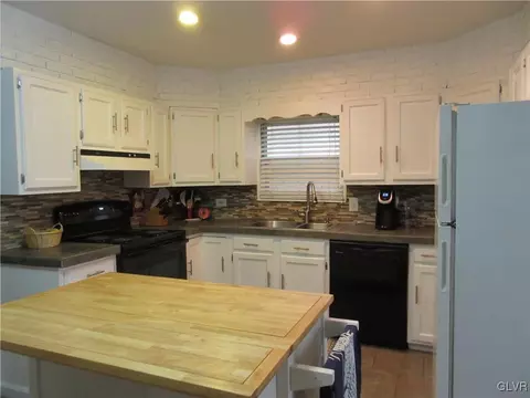 135 E Garrison St, Bethlehem, PA 18018 photo 9