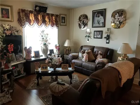 920 E 5th St, Bethlehem, PA 18015 photo 3