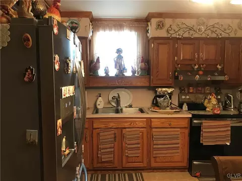 920 E 5th St, Bethlehem, PA 18015 photo 4