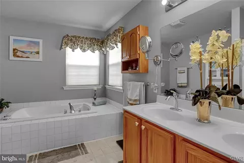 7204 Pine Tree Rd, Hereford, PA 18056 photo 28