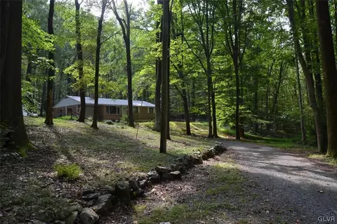 127 Captain Wolfe Rd, Barto, PA 19504 photo 1