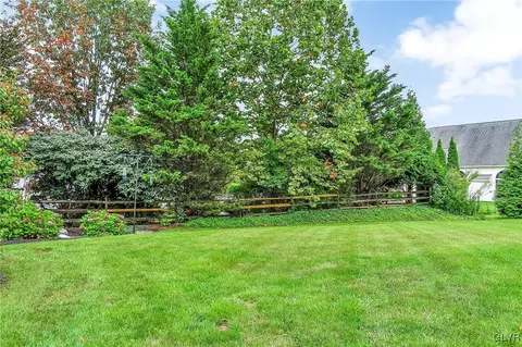 9 Carmina Dr, Sinking Spring, PA 19608 photo 39