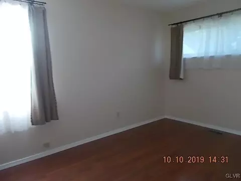 2148 Allwood Dr, Bethlehem, PA 18018 photo 6