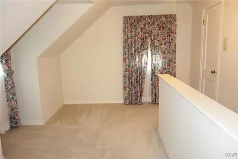 832 Maple Rd, Hellertown, PA 18055 photo 13