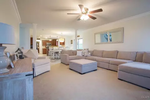 220 E Dell Rd, Bath, PA 18014 photo 7