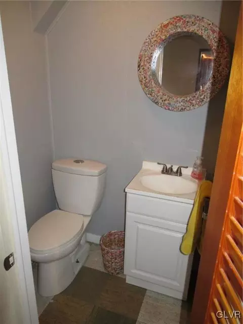 148 S 7th St, Coplay, PA 18037 photo 15