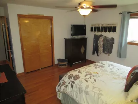 148 S 7th St, Coplay, PA 18037 photo 10