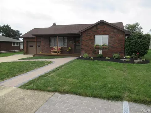 148 S 7th St, Coplay, PA 18037 photo 1